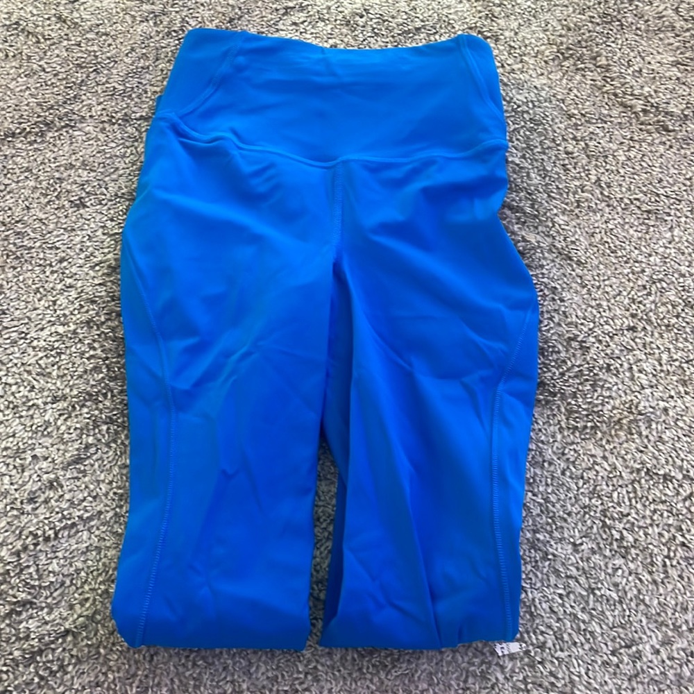 LULULEMON ~ blue base pase leggings